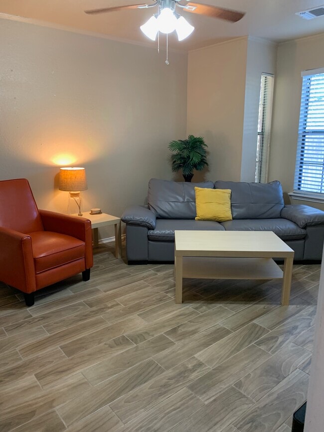 Building Photo - 6027 Wood Pass