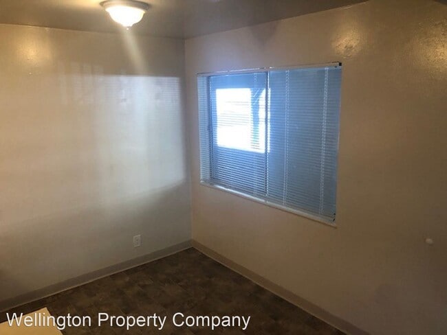 Building Photo - 1372 Creekside Dr