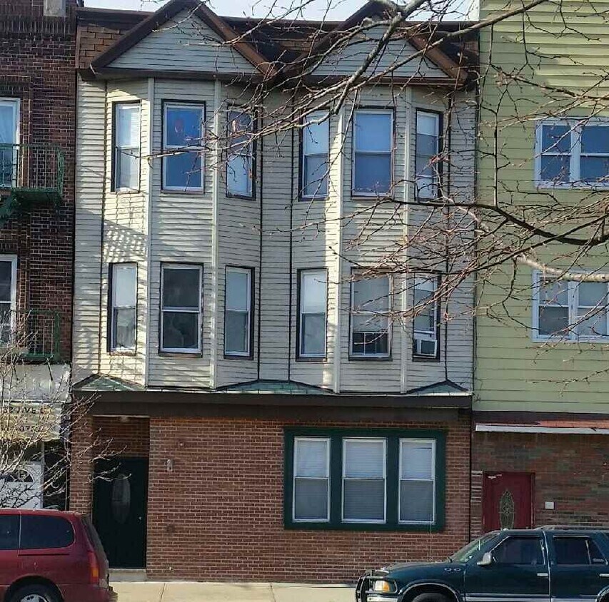Foto principal - 385 Avenue C