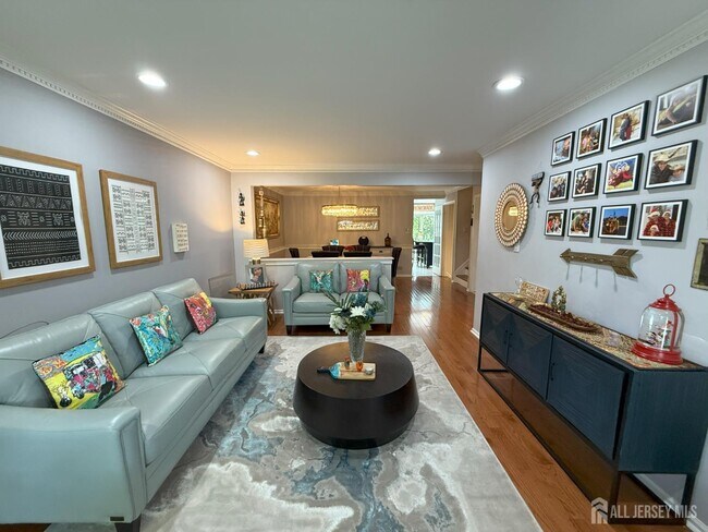 Foto del edificio - 37 Dorchester Dr