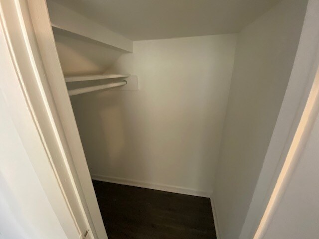 Building Photo - 2721 White Oak Dr
