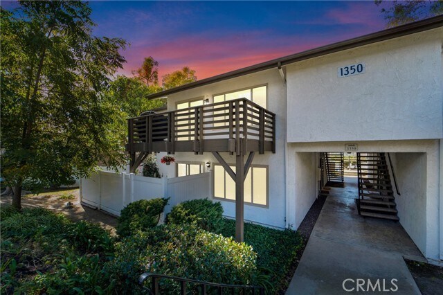 Primary Photo - 1350 W Lambert Rd