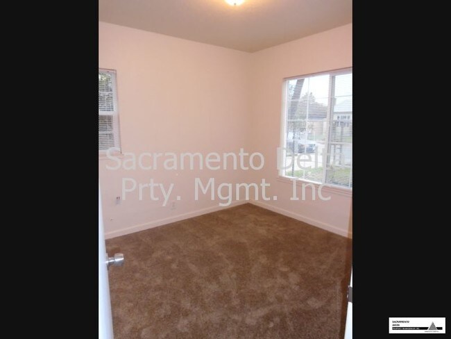 Building Photo - 3808 23rd Ave