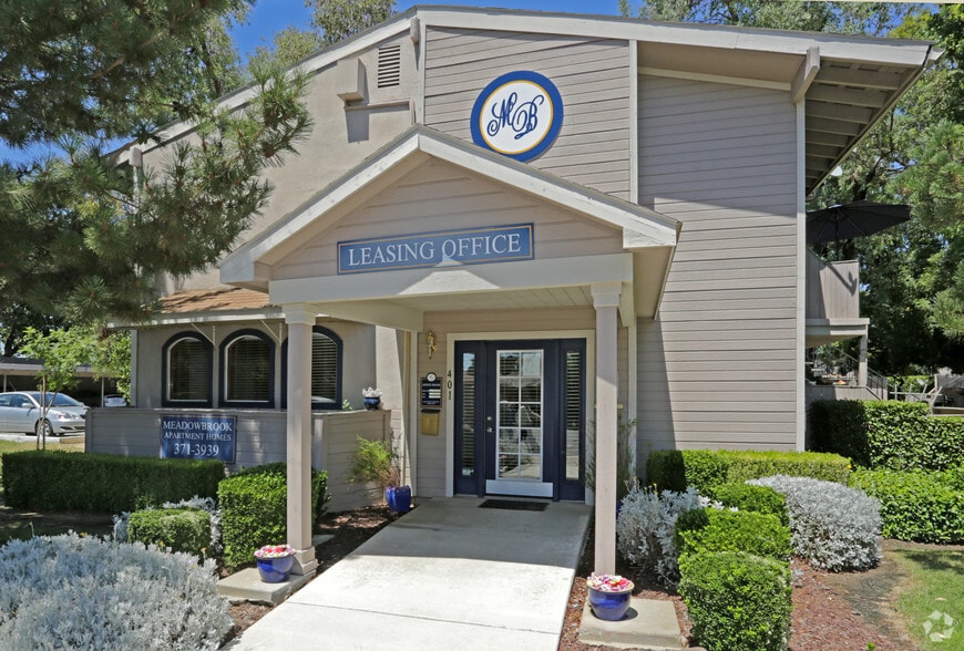 Meadowbrook Apartments Rentals West Sacramento, CA