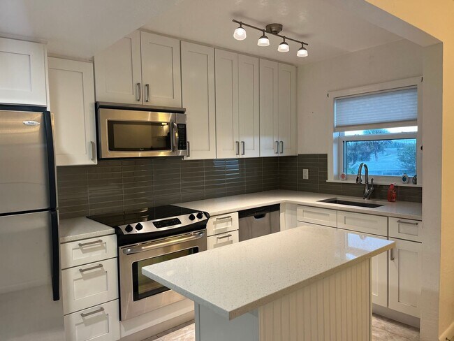 Foto del edificio - 1510 Ocean Shore Blvd
