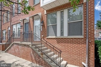 Building Photo - 122 Lloyd St