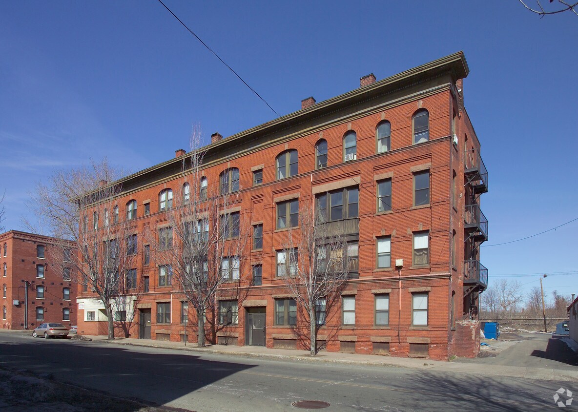 Cabot Street Apartments Apartments in Holyoke, MA