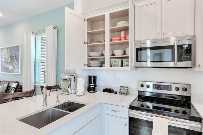 Building Photo - 8004 Dreamsicle Dr