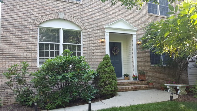 Foto del edificio - 16 Stonewall Cir