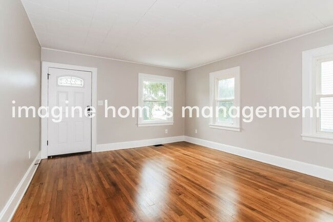 Building Photo - 1275 Columbus Avenue