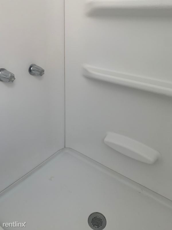 Foto del edificio - 1 br, 1 bath Apartment - 1221 N Ellis St