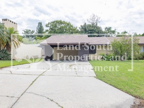 Building Photo - 331 Lake Harris Dr