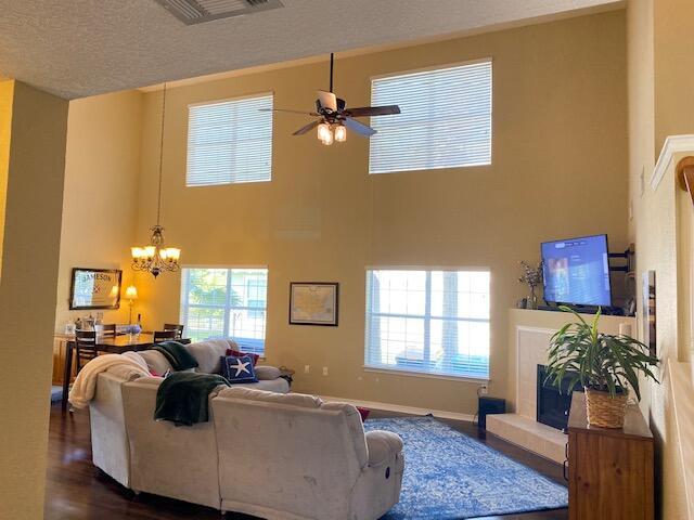 Building Photo - 333 Tequesta Dr