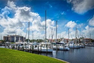 Building Photo - 3255 Sugarloaf Key Rd