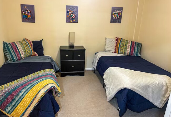 two twins - 5355 Sage Brush Dr