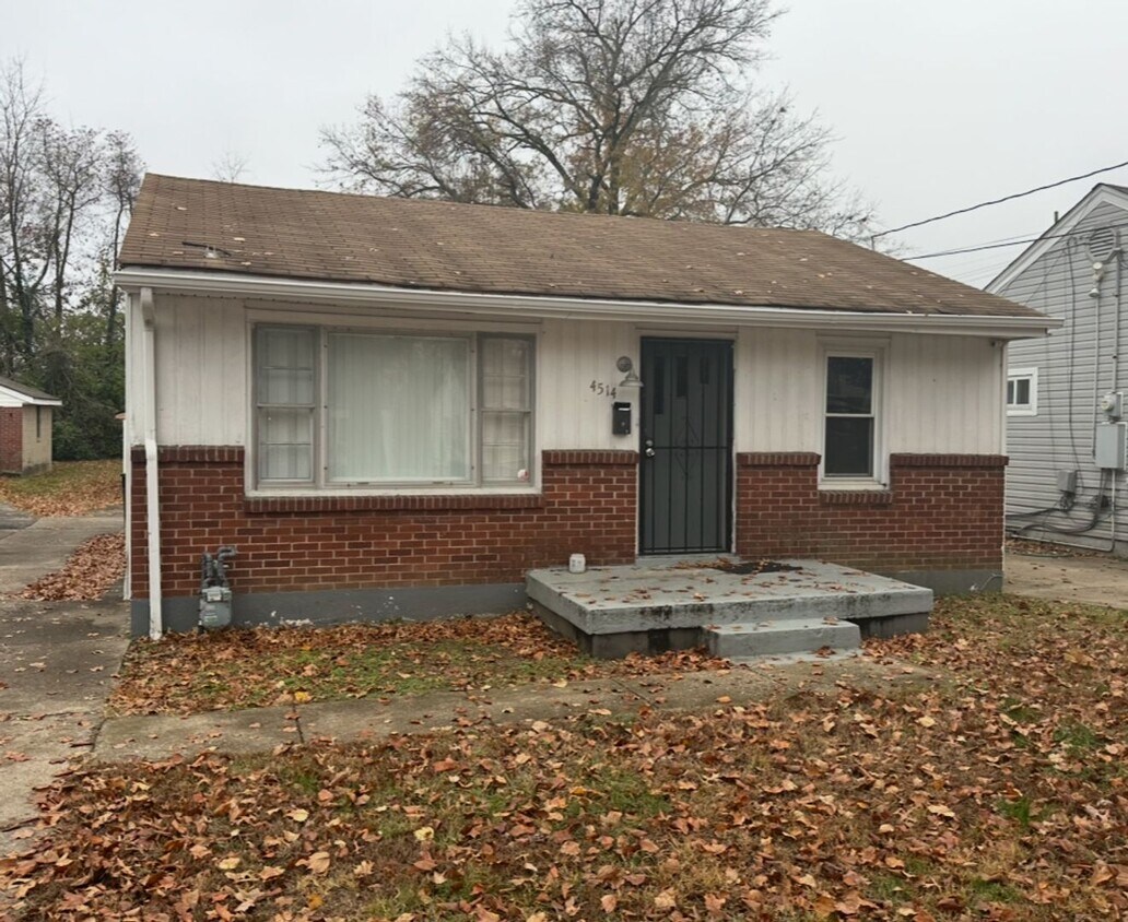 Primary Photo - 3 Bed/ 1.5 Bath