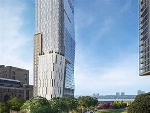 Building Photo - 675 W 59th St