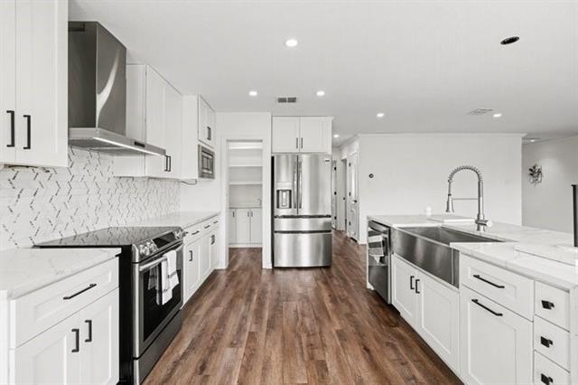 Foto del edificio - 2710 Gold Hill Dr