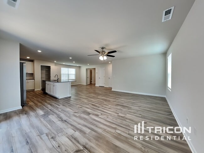 Building Photo - 118 Brentwood Drive Statesville NC
