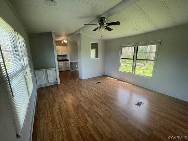 Foto del edificio - 12680 Little Patrick Rd