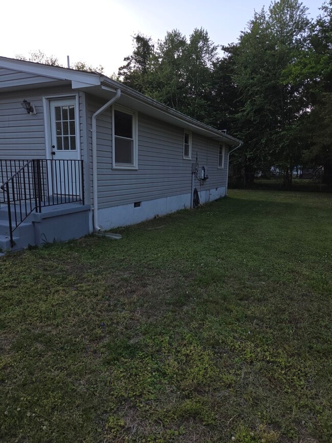 Building Photo - 29848 Lee Rd
