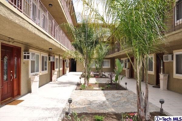 Foto del edificio - 3220 Altura Ave