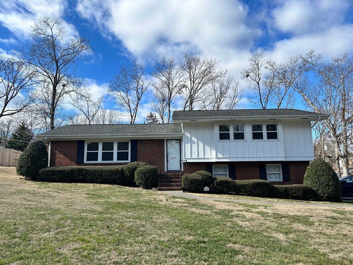 Foto principal - 3 br, 2 bath House - 4623 Norcross Road