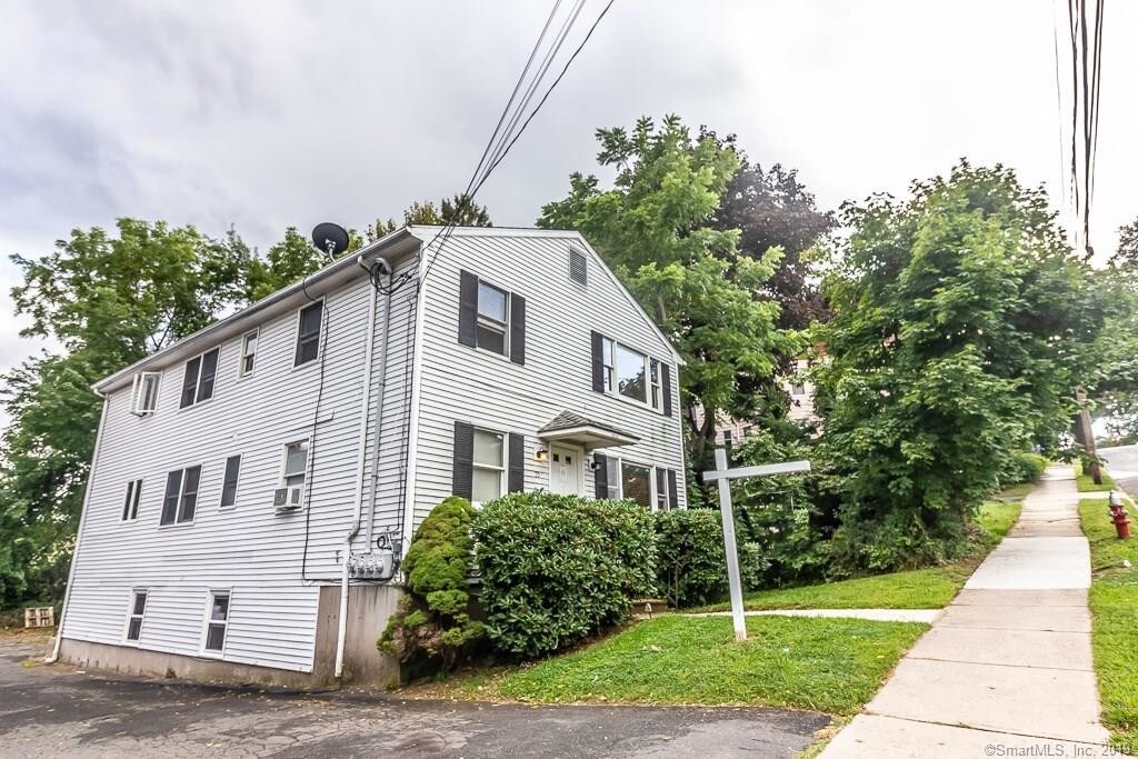 Primary Photo - 70 Miller St