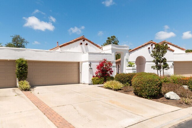 Building Photo - Beautifully maintained Ocean Hills home wi...