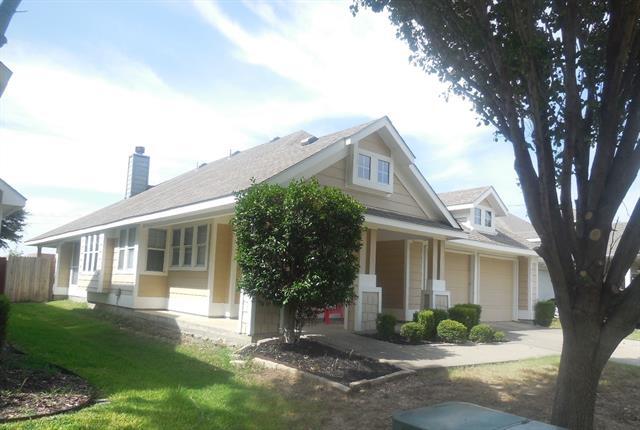 Foto principal - 9733 Old Field Dr