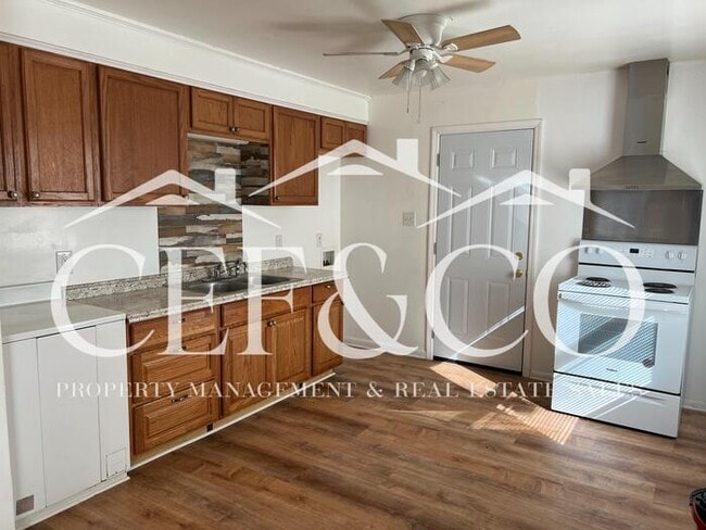 Foto del edificio - 751 Baltimore St