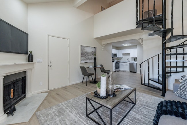 Building Photo - 4901 S Calle Los Cerros Dr