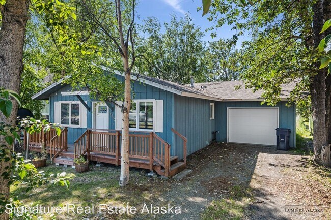 Building Photo - 3 br, 1 bath House - 1532 S Chugach Street