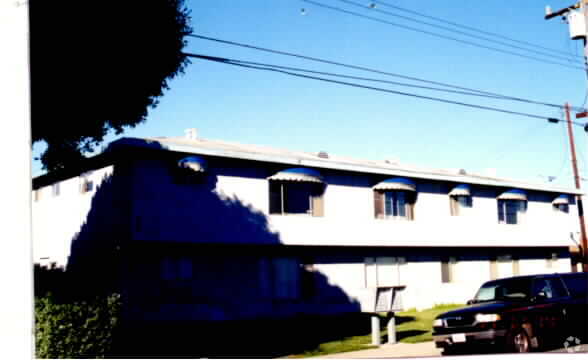 Building Photo - 237 N 2nd St