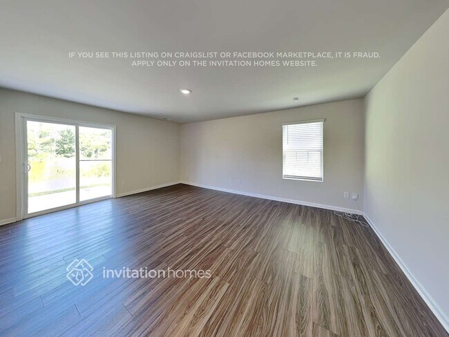 Foto del edificio - 5318 Cameron Cmns Pkwy