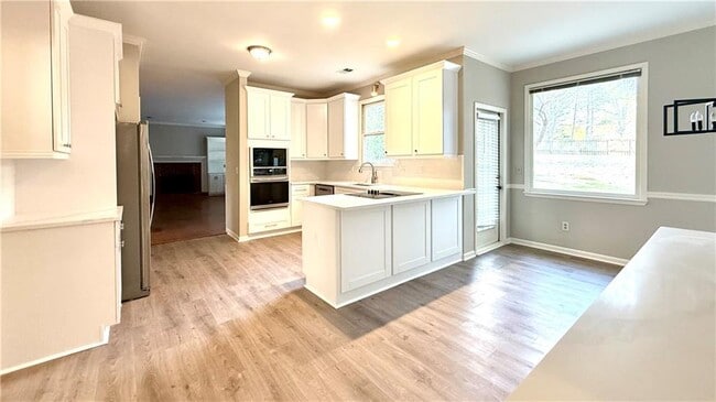 Building Photo - 11175 Linbrook Ln