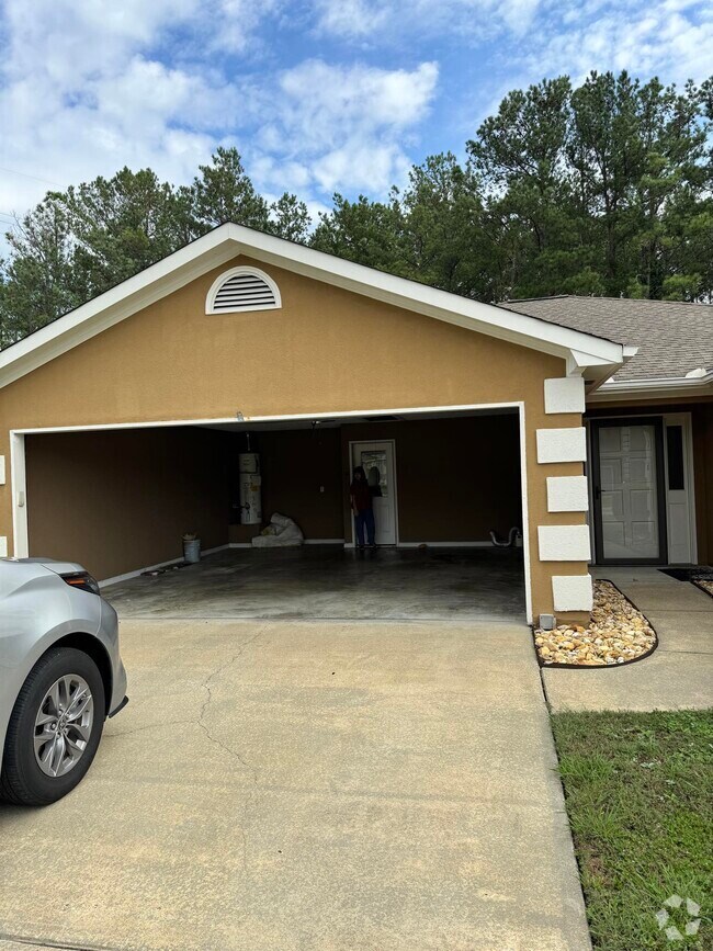 Springbrook Crossing Apartments for Rent with Extra Storage Columbus