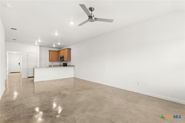 Foto del edificio - 912 Cherry Laurel Ln