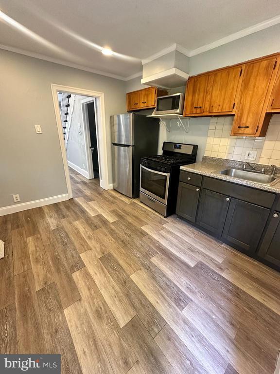 Foto del edificio - 243 N Alden St