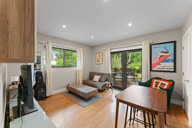 Photo - 3371 SW 22nd St Apartment