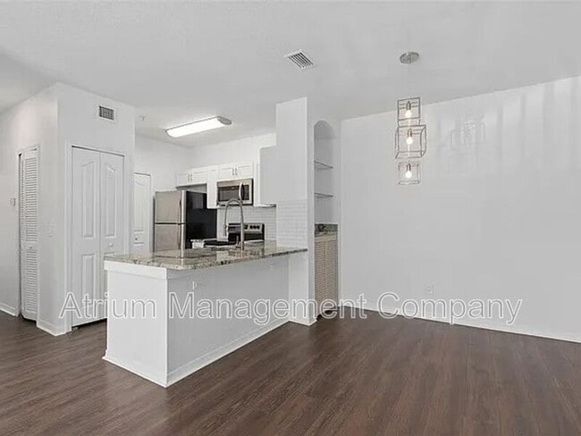 Foto del edificio - 2717 Maitland Crossing Way