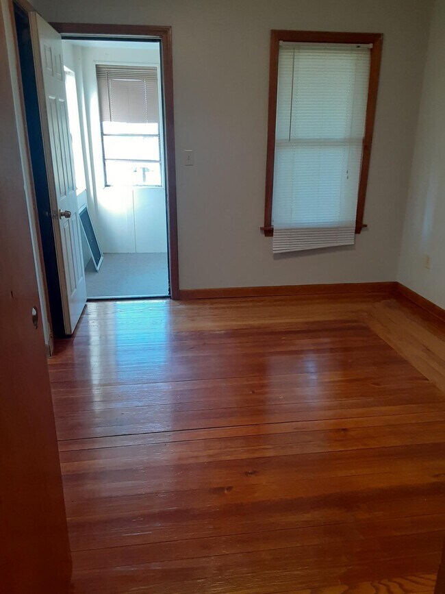 45-dale-st-unit-2r-chicopee-ma-01020-apartments-in-chicopee-ma