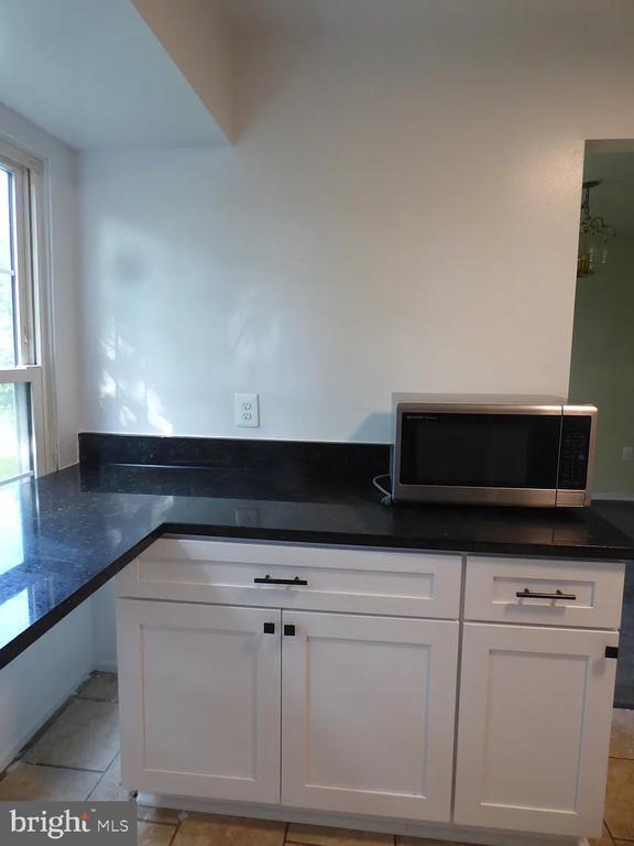 Building Photo - 802 Ivy League Ln