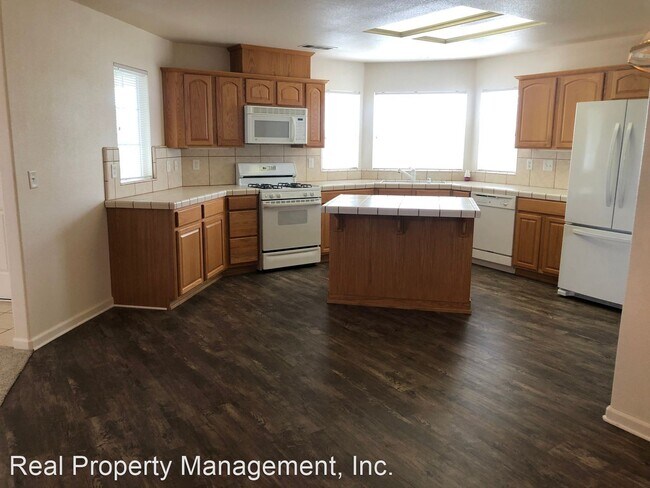 Foto del edificio - 3 br, 2 bath House - 694 Volcano View Trail