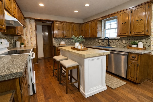 Foto del edificio - 2529 W Olympic Dr