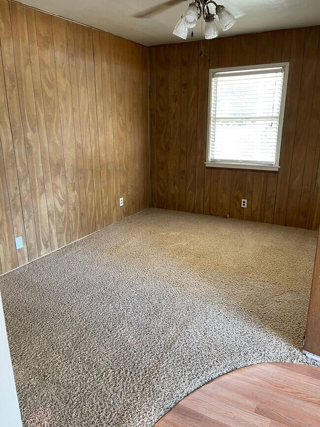 Building Photo - 62 Roble Ave - Unit A