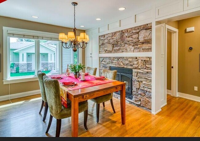 Building Photo - Picture Perfect Bungalow in the Heart  of St. Andrews Heights (IP062)