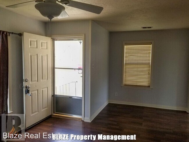 Building Photo - 2 br, 1 bath House - 4621 Preston St
