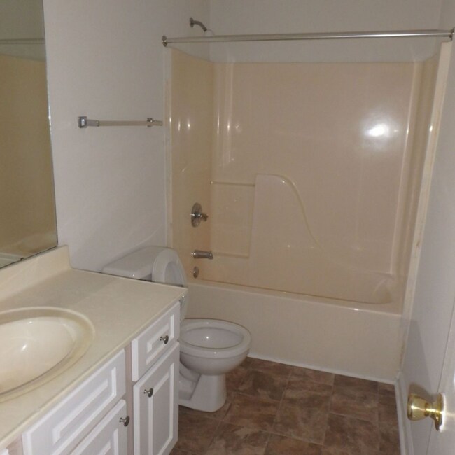 Foto del edificio - 2008 Summerhaven Dr