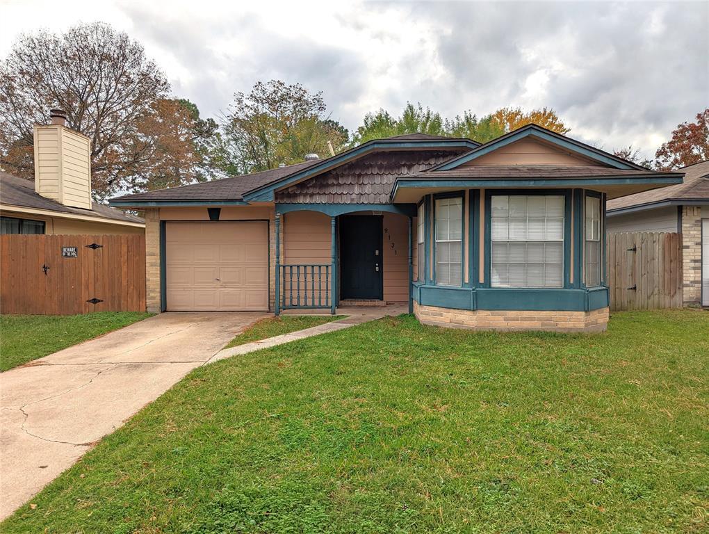 Primary Photo - 9131 Golden Sunshine Dr